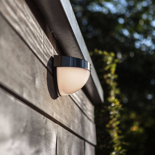 Bubble - solcellsutomhusvägglampa med sensor